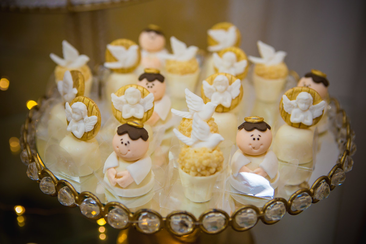 doces em formatos de anjos