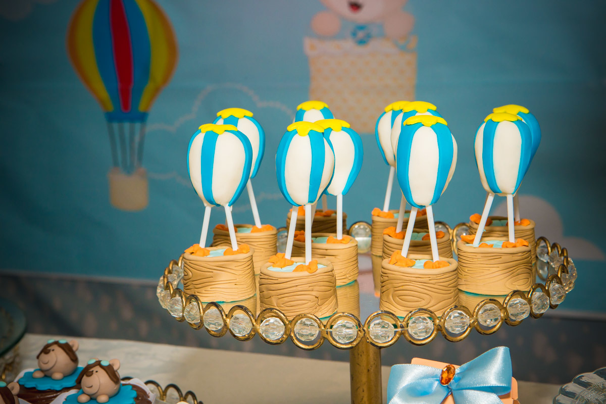 doces com balão do aniversário ursinho baloeiro