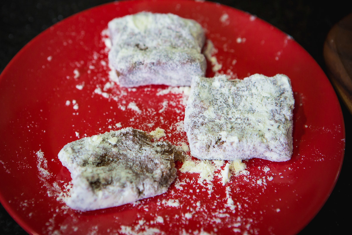 palha italiana  no prato vermelho