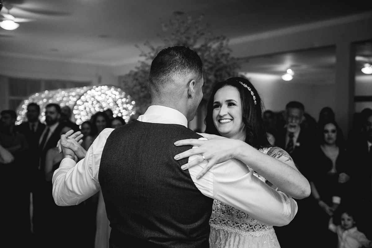 casamento, estudio marie, casamento em mg, wedding dress, weddig day, igreja são francisco são joao del rei, parque de exposições sjdr, igreja historica, vestido de madrinha igual, wedding ideas, inspiration photographes, fotos de casamento, bride