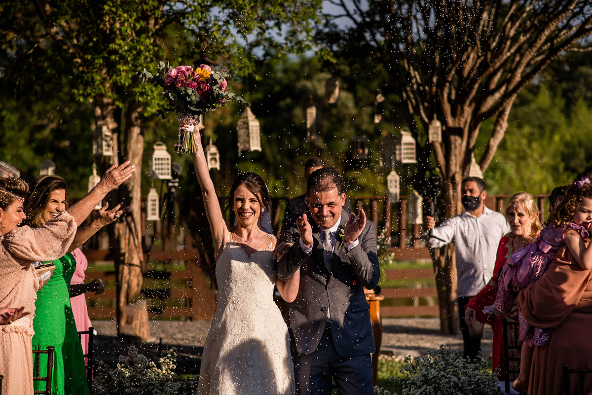íris clemência, pousada paço do lavradio, casando ao ar livre, estúdio marie, casamento no campo, wedding day, making of noiva, making of mãe e filha, vou casar, virei noiva, casando em tiradentes, vestido de noiva, wedding ideas, inspirations