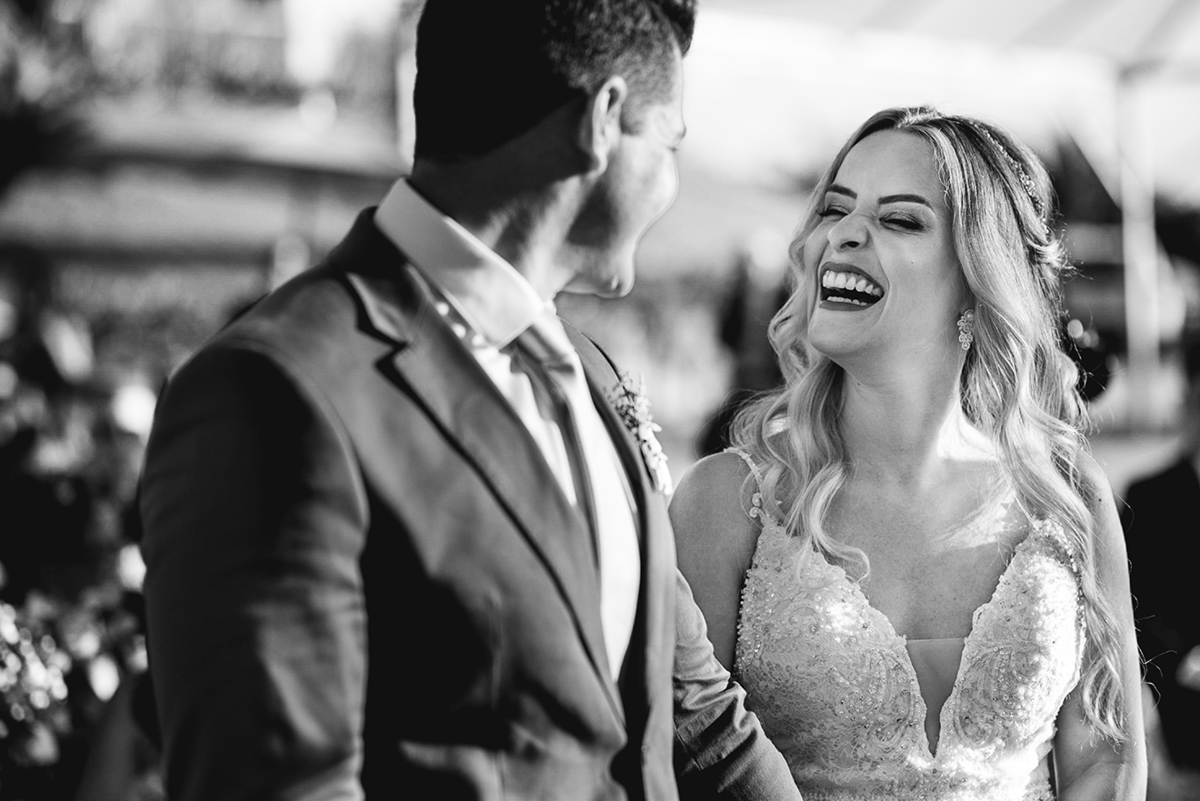 casando em mg, casando em tiradentes, pousada solar da serra, casamento ao ar livre, vestido de noiva diferente, penteado de noiva loira, assessoria luiza nassau, espetacular doceria, banda juju pauline, meet buffet, buque, casamento por do sol, wedding