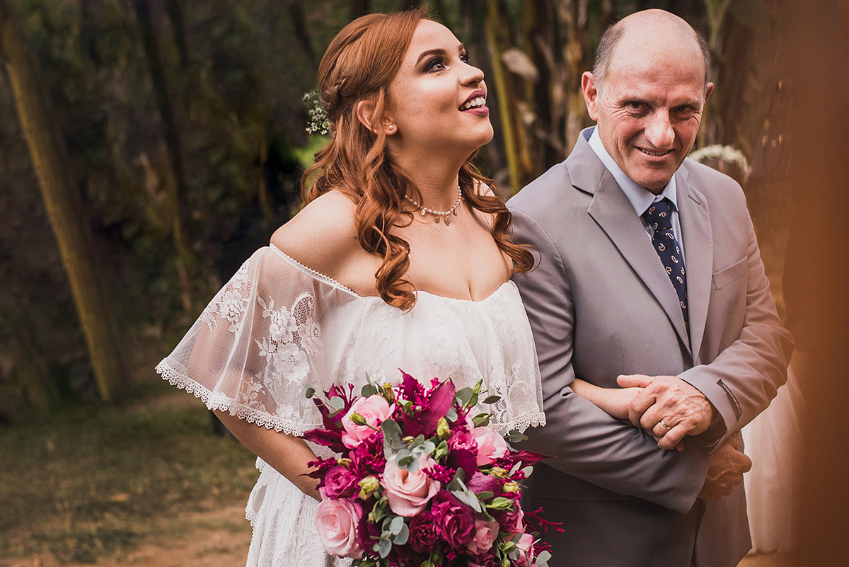 casando em mg, reserva cachoeira cala boca, casando ao ar livre, estúdio marie, casamento no campo, wedding day, making of noiva ruiva, vou casar, virei noiva, noiva de bota, vestido de noiva, wedding ideas, inspirations