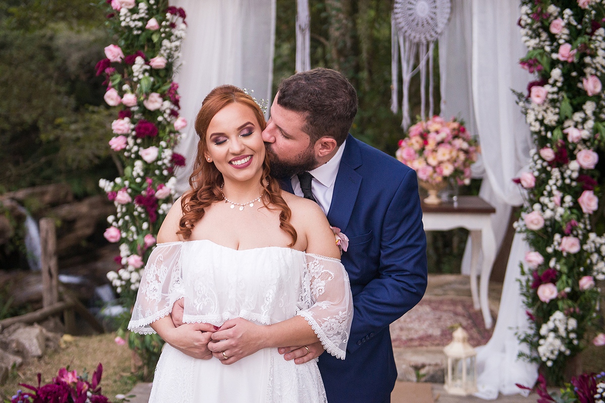 casando em mg, reserva cachoeira cala boca, casando ao ar livre, estúdio marie, casamento no campo, wedding day, making of noiva ruiva, vou casar, virei noiva, noiva de bota, vestido de noiva, wedding ideas, inspirations