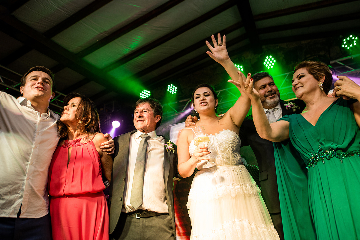 casamento,luiza juste, estudio marie fotografia, Tiradentes mg, destination wedding,  wedding dress, inspiration photographers, casamento do ano, wedding day, , pousada brisa da serra, festa de casamento, decoração casamento, golden hour, brisa da serra