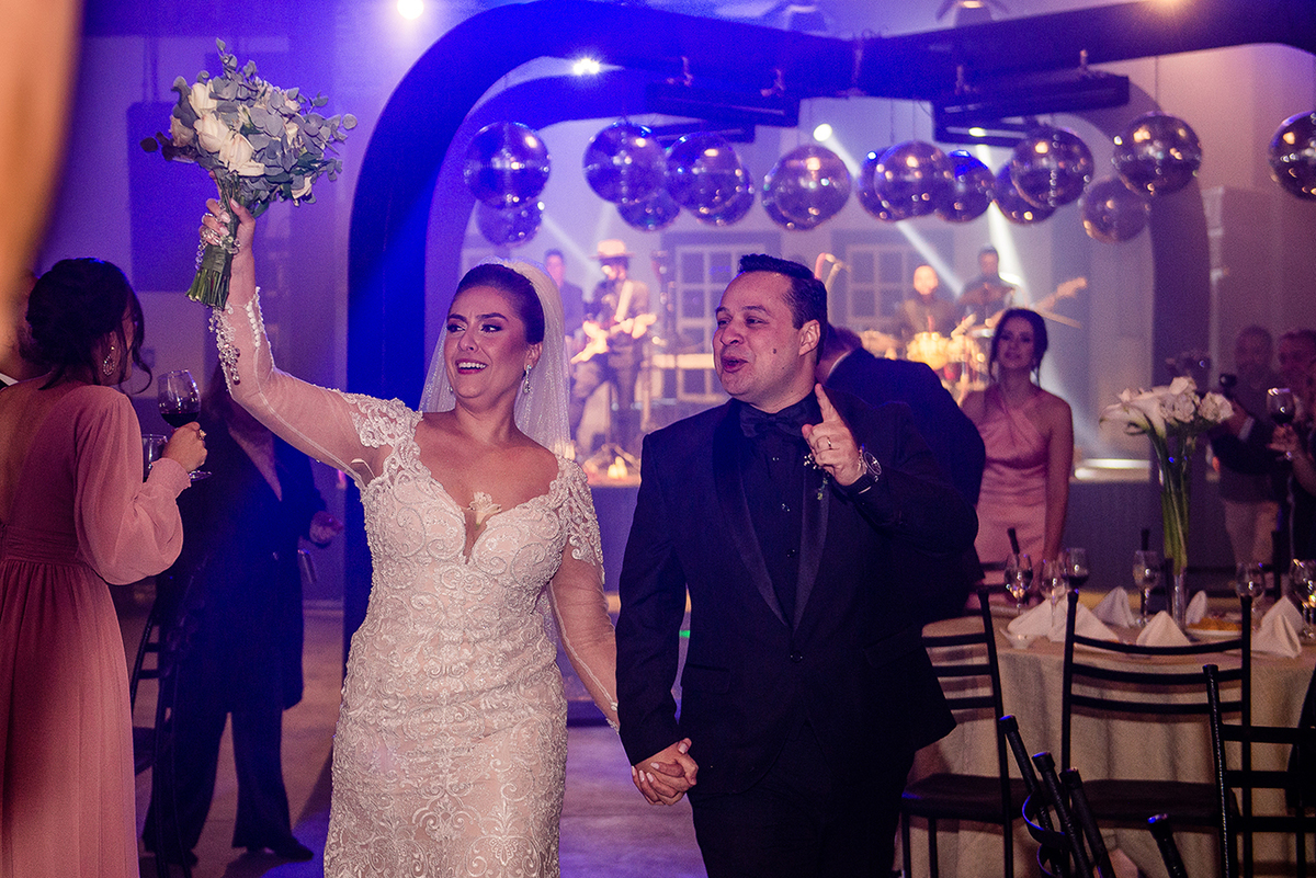 casamento, estudio marie fotografia, Sâo João del Rei mg, destination wedding,  wedding dress, inspiration photographers, casamento do ano, wedding day, , festa de casamento, decoração casamento, golden hour, igraja São Francisco