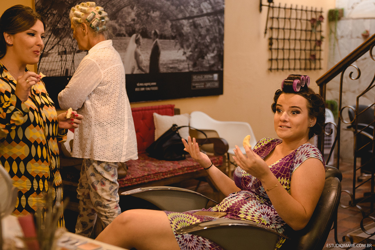 making of noiva Maria Leopoldina salao Sao Joao del Rei