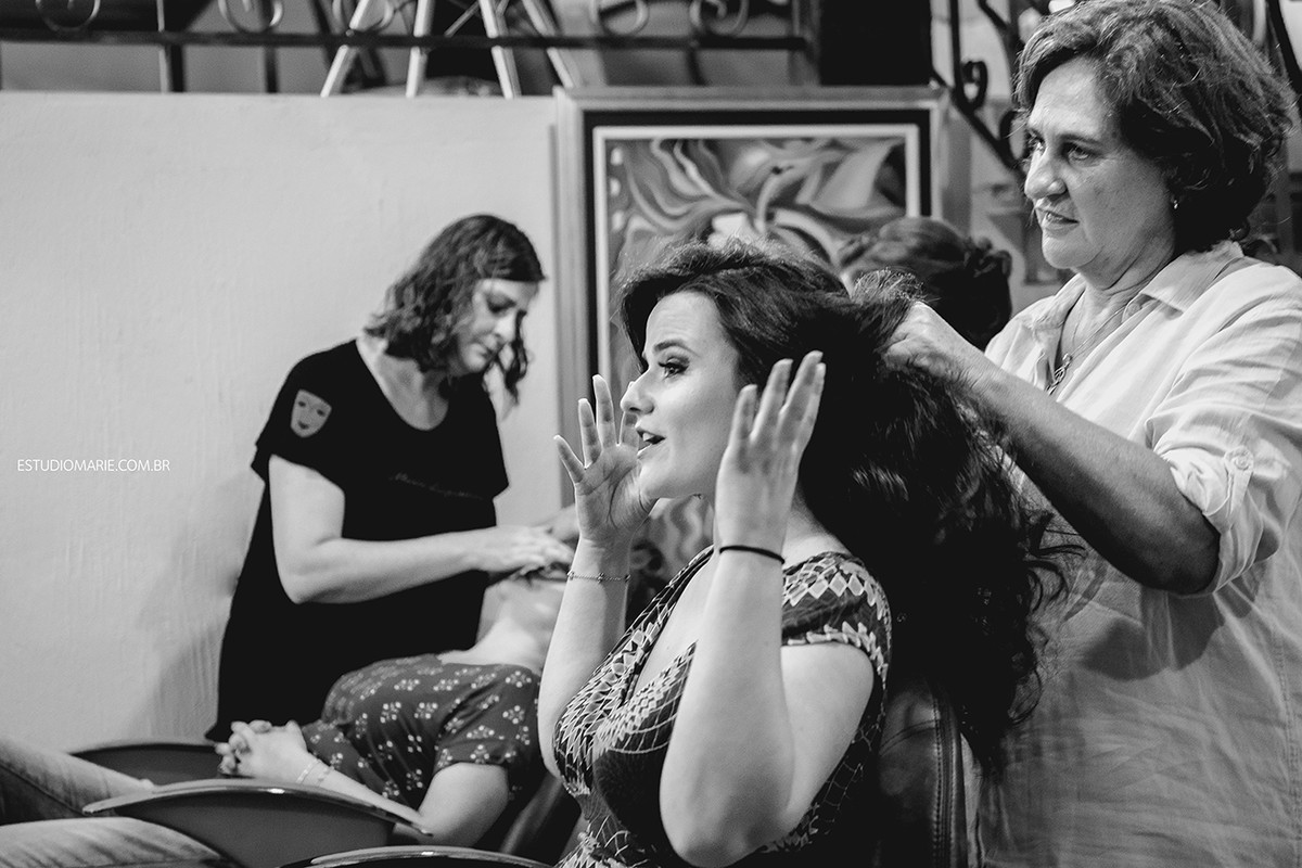 making of noiva Maria Leopoldina salao Sao Joao del Rei