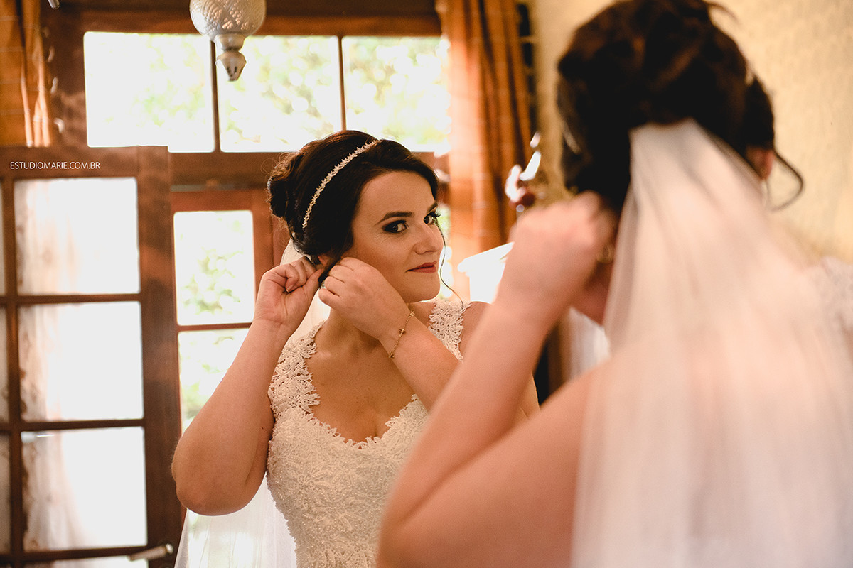 making of noiva Maria Leopoldina salao Sao Joao del Rei