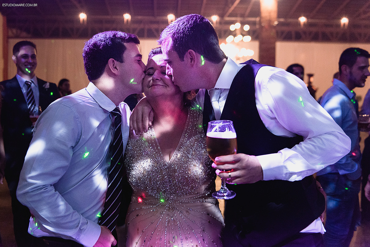 festa pousada lagos de minas sao joao del rei mg