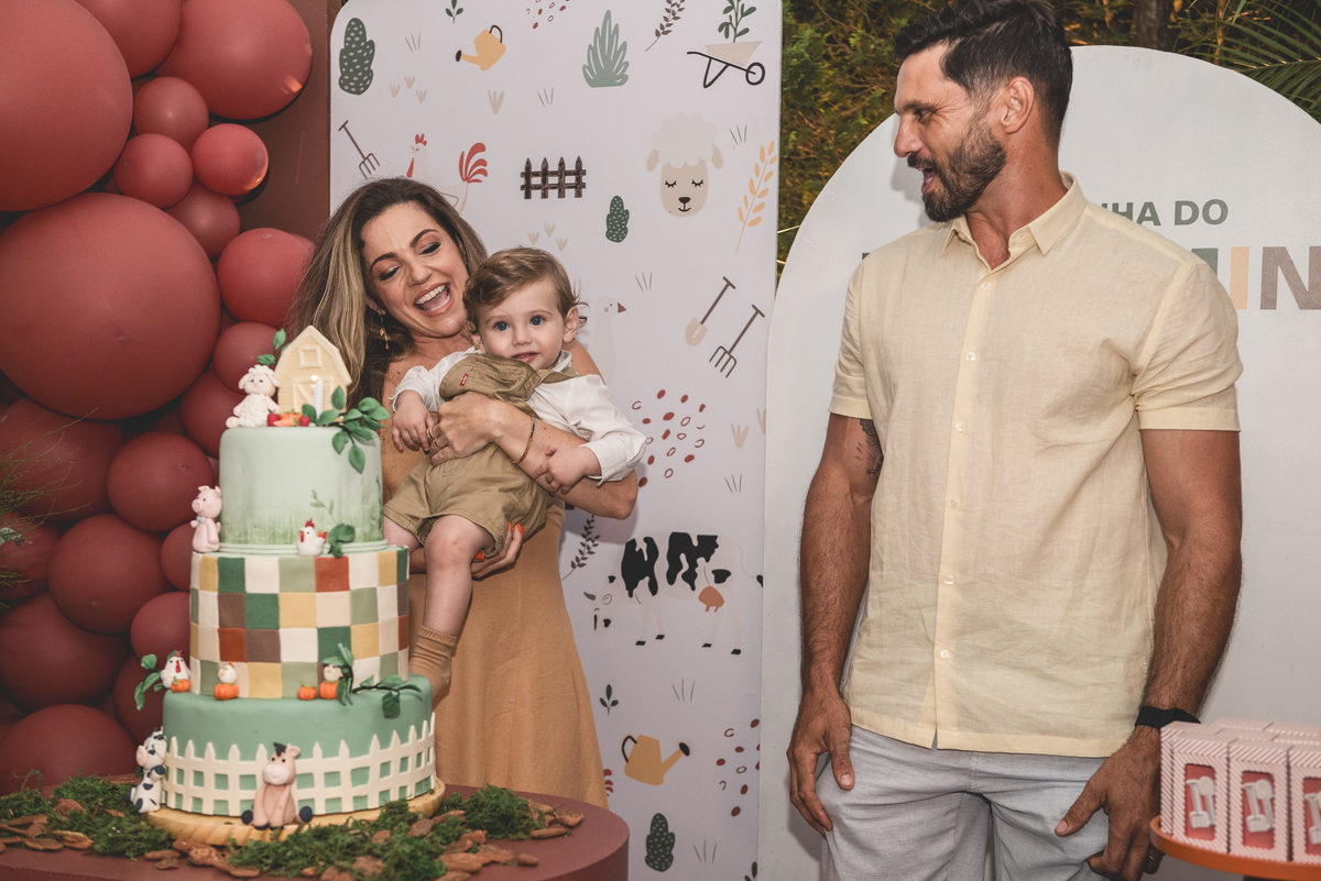 aniversário infantil, decoração fazendinha, um aninho, aniversário ao ar livre, estúdio Marie, fotografia infantil, decoração minimalista