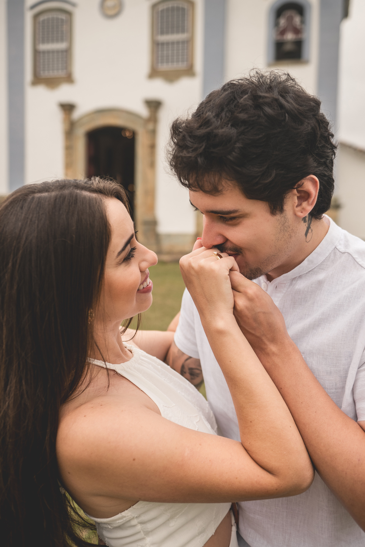 Ensaio de casal, inspirações de fotos de casal, foto em Tiradentes, Estúdio Marie, pedido de casamento, Estúdio Marie