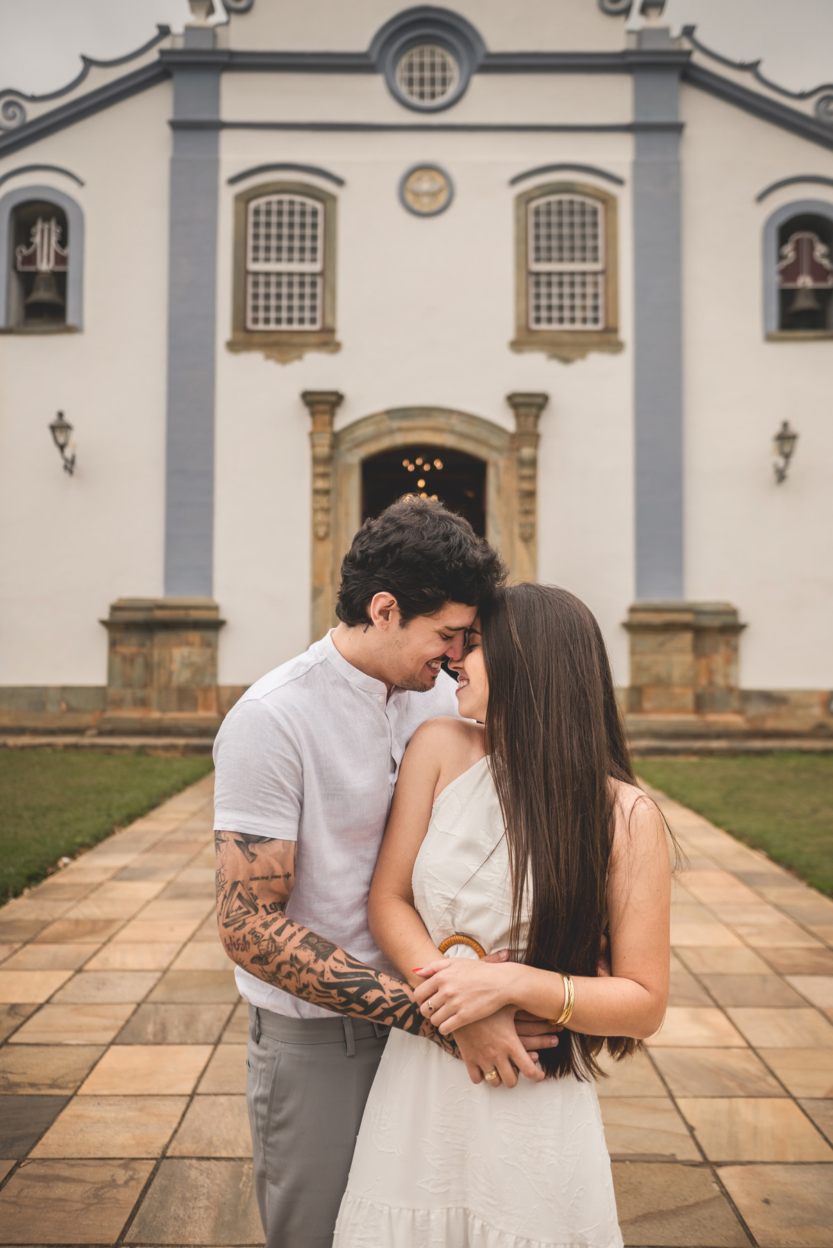 Ensaio de casal, inspirações de fotos de casal, foto em Tiradentes, Estúdio Marie, pedido de casamento, Estúdio Marie