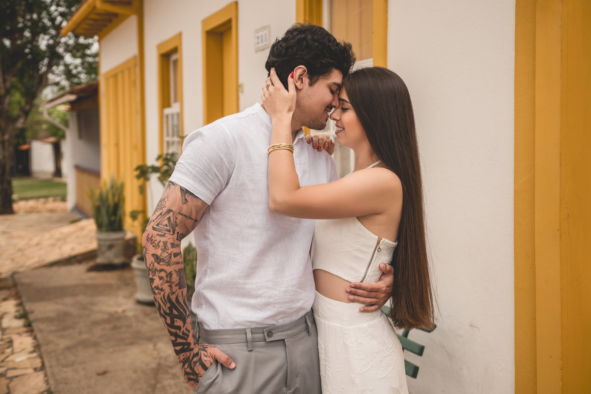 Ensaio de casal, inspirações de fotos de casal, foto em Tiradentes, Estúdio Marie, pedido de casamento, Estúdio Marie