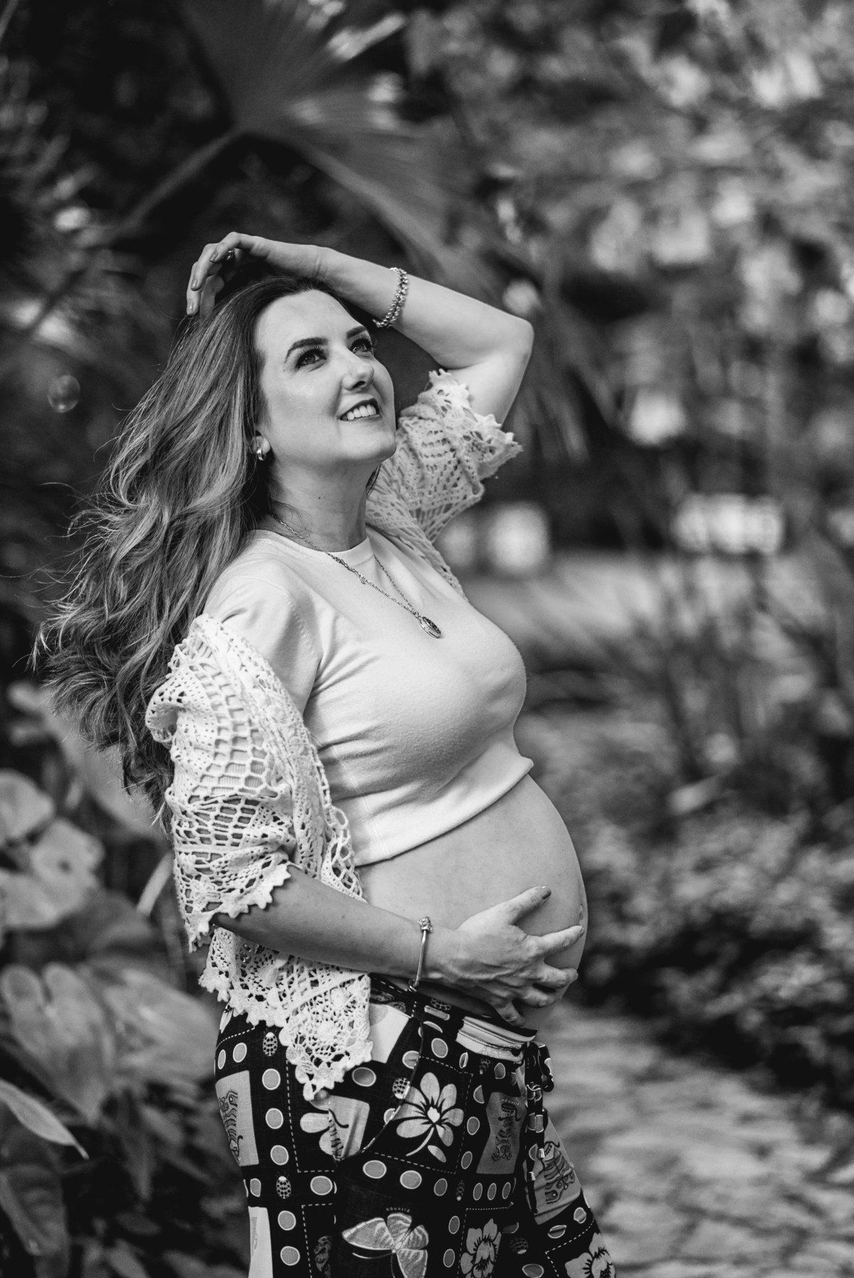 Ensaio gestante, inspirações fotos de grávida, fotografia de família, Estúdio Marie, Foto em Tiradentes, foto mãe e filho, ensaio ao ar livre