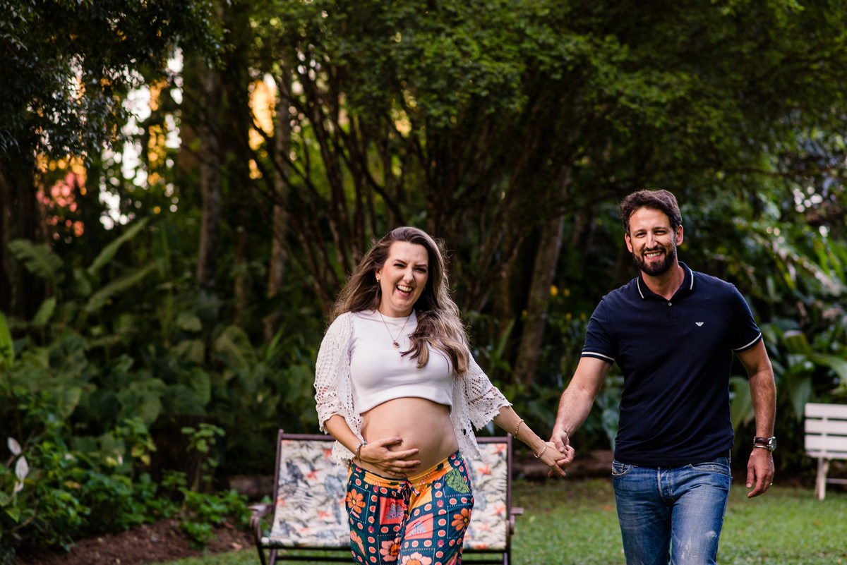 Ensaio gestante, inspirações fotos de grávida, fotografia de família, Estúdio Marie, Foto em Tiradentes, foto mãe e filho, ensaio ao ar livre