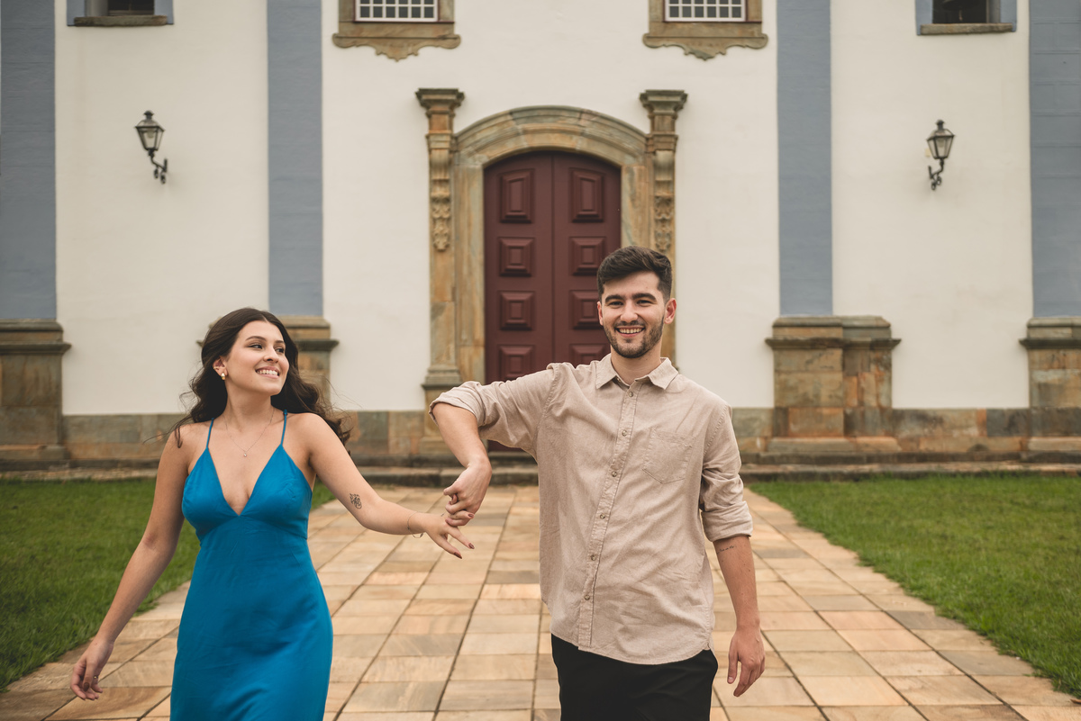 Ensaio de casal, foto em Tiradentes, Estúdio Marie, ensaios espontâneos, 