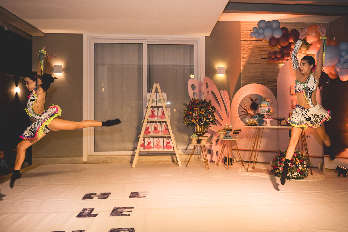 Festa teen, decoração minimalista, festa infantil, Estúdio Marie