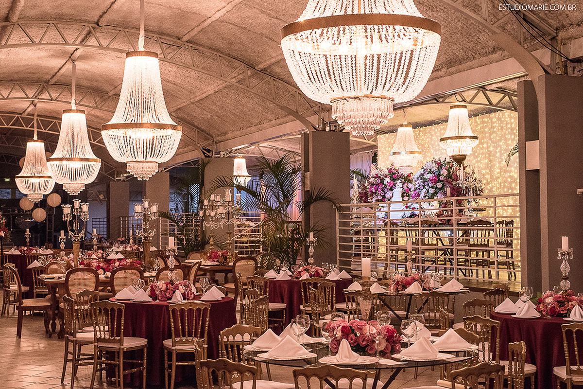 festa decoração aechemea São João del rei