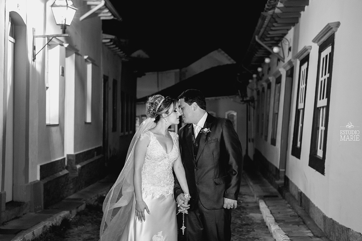 ensaio externo noivos centro historico sao joao del rei minas gerais