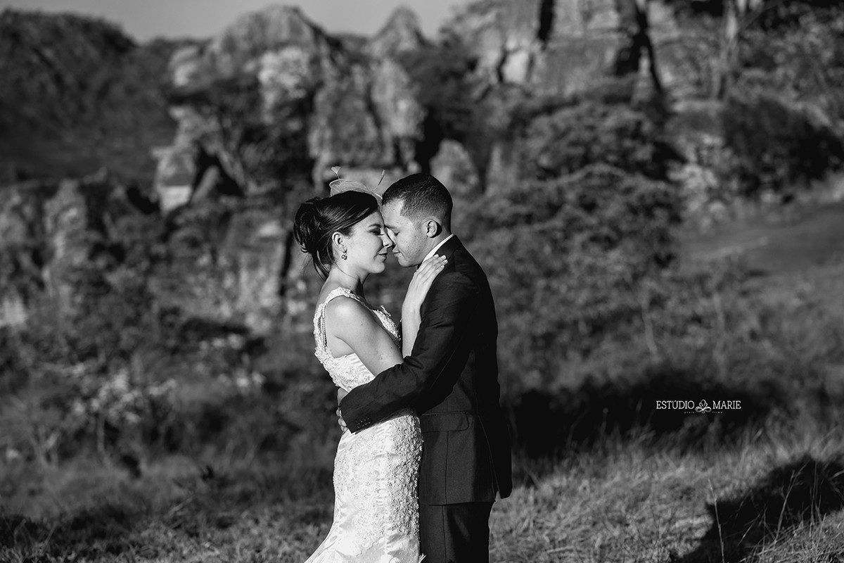 ensaio externo trash the dress serra do lenheiro sao joao del rei minas gerais