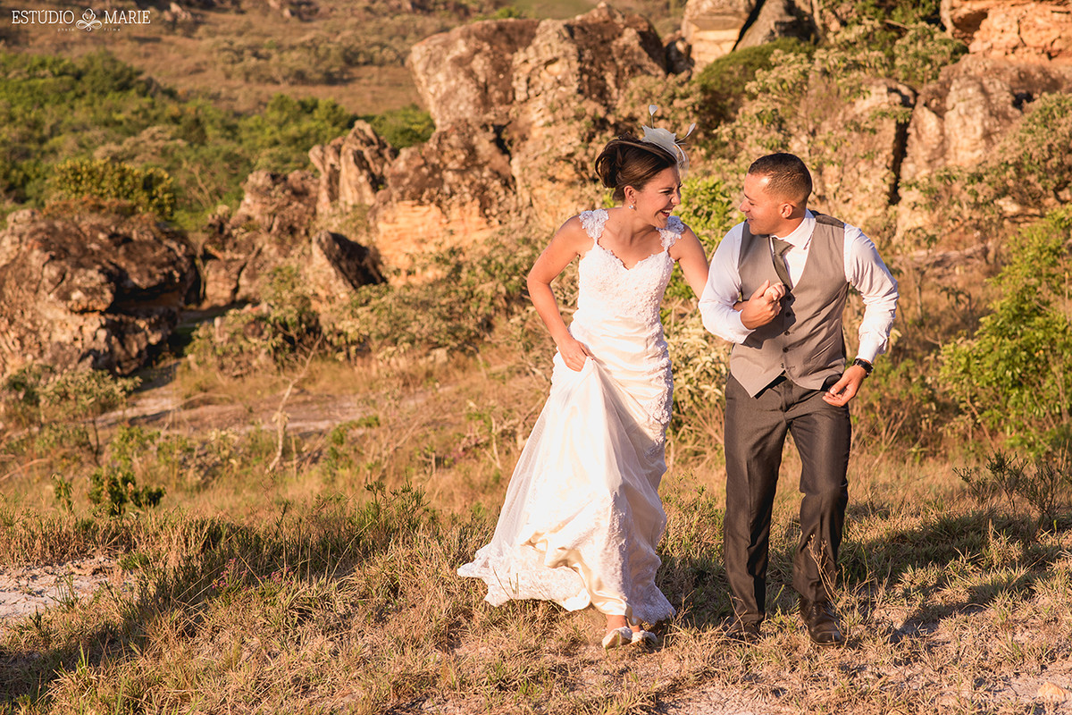 ensaio externo trash the dress serra do lenheiro sao joao del rei minas gerais