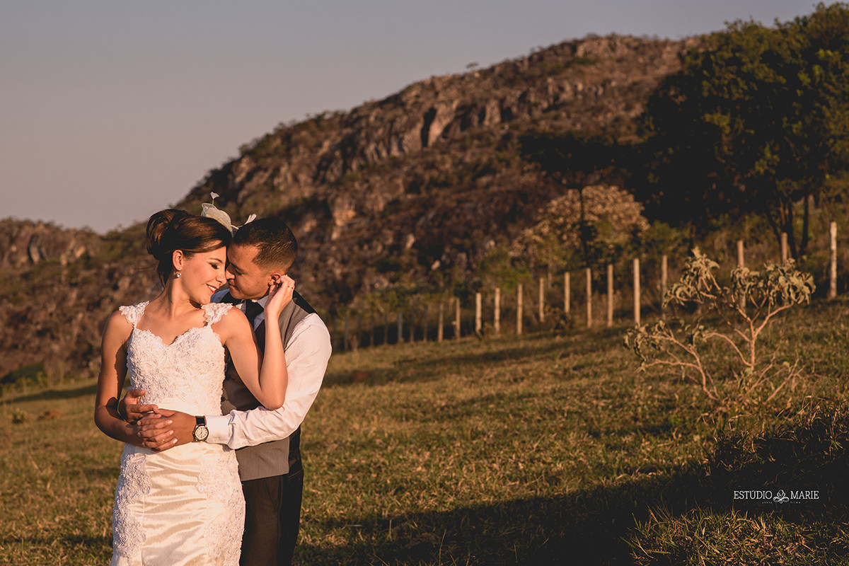 ensaio externo trash the dress serra do lenheiro sao joao del rei minas gerais