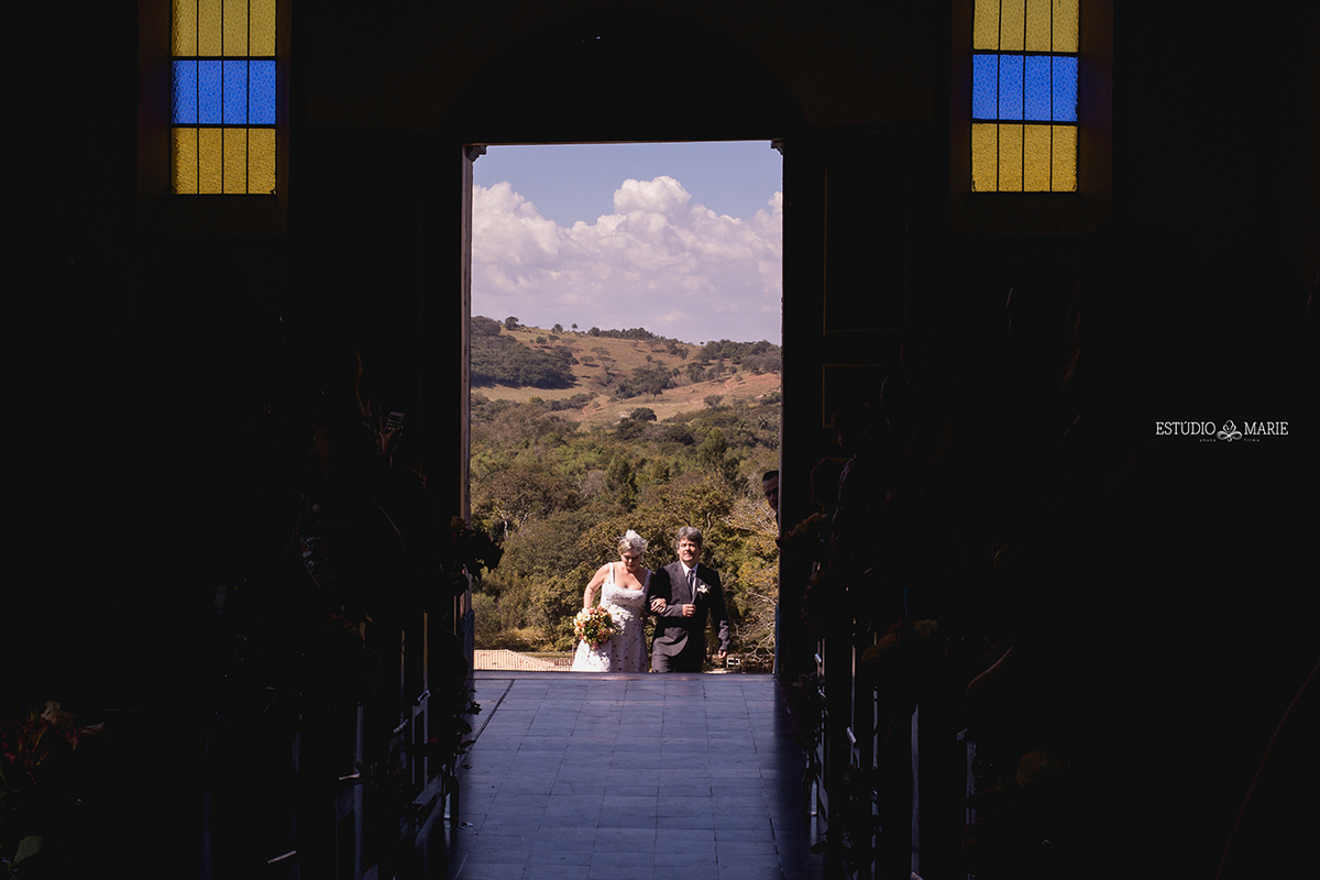 mini wedding casamento durante o dia casamento ao ar livre maria leopoldina salão requinte festas henrique ribas fotografia de casamento minas gerais filme wedding movie dia da noiva bruna bittar atelie