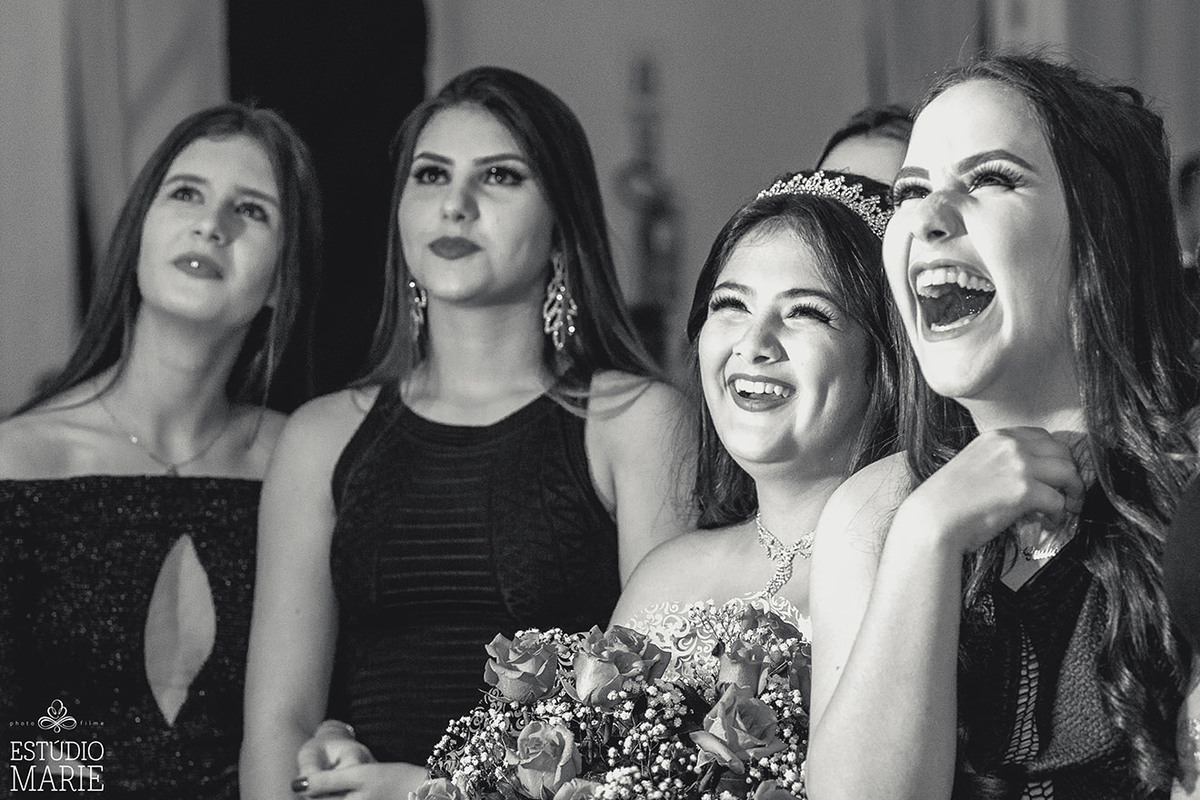 15 anos fotografia ensaio teen friends day maria leopoldina salao cesc sao joao del rei festa de 15 anos ensaio de adolescente