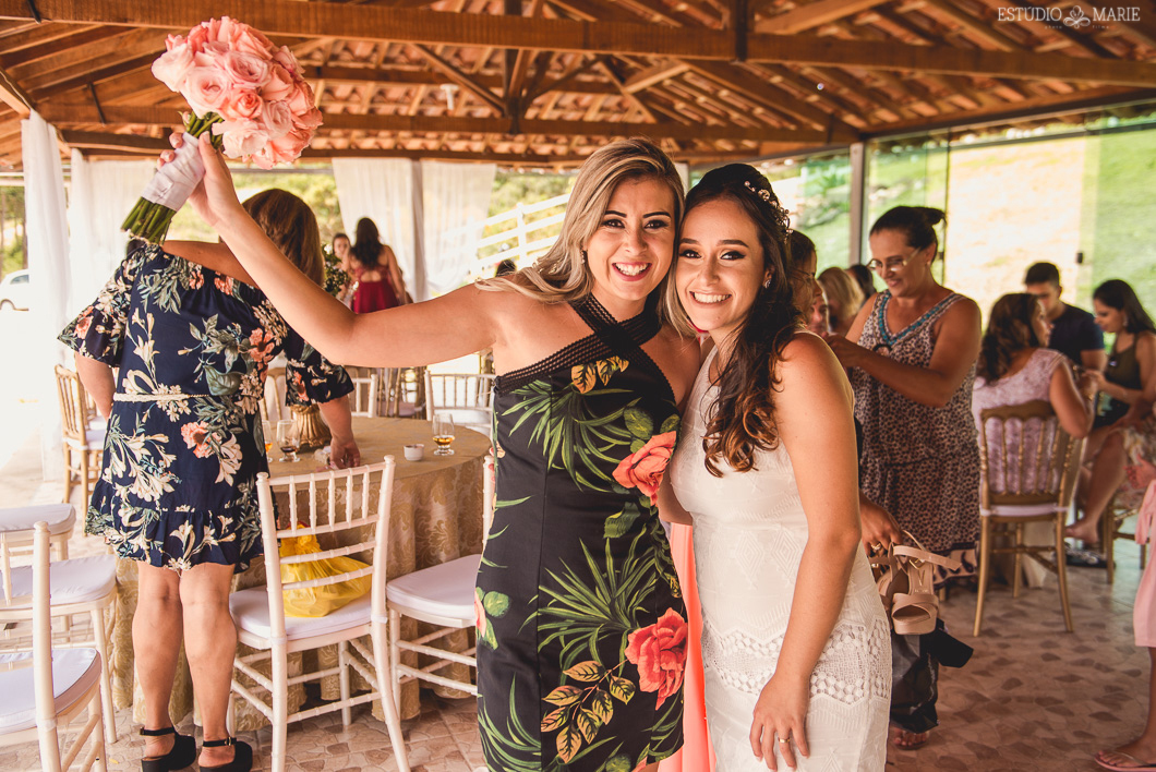 mini wedding, casamento durante o dia, casamento ao ar livre,fotografia de casamento minas gerais, filme de casamento, wedding movie, dia da noiva, wedding day, casando em minas gerais, estudio marie foto e filmes