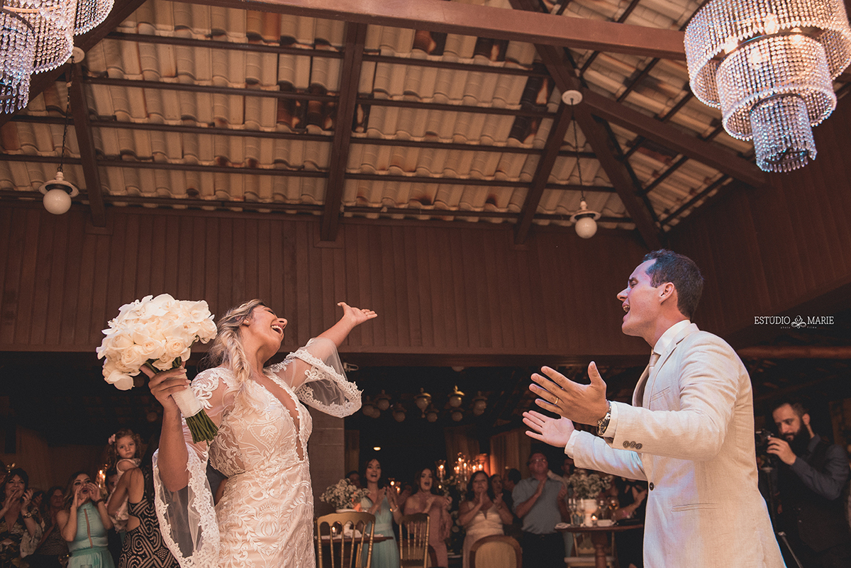 casamento, making noiva, estudio marie foto e filmes, carol make bela, sao joao del rei mg, destination wedding, igreja do carmo,  wedding dress, inspiration photographers, casamento do ano, wedding day