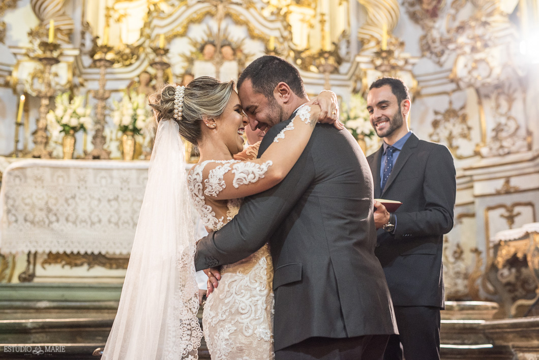 casamento, making noiva, estudio marie foto e filmes, edu nepomucedo, sao joao del rei mg, destination wedding, igreja são francisco, wedding dress, inspiration photographers, casamento do ano, wedding day, zephora alta costura, joice authentica