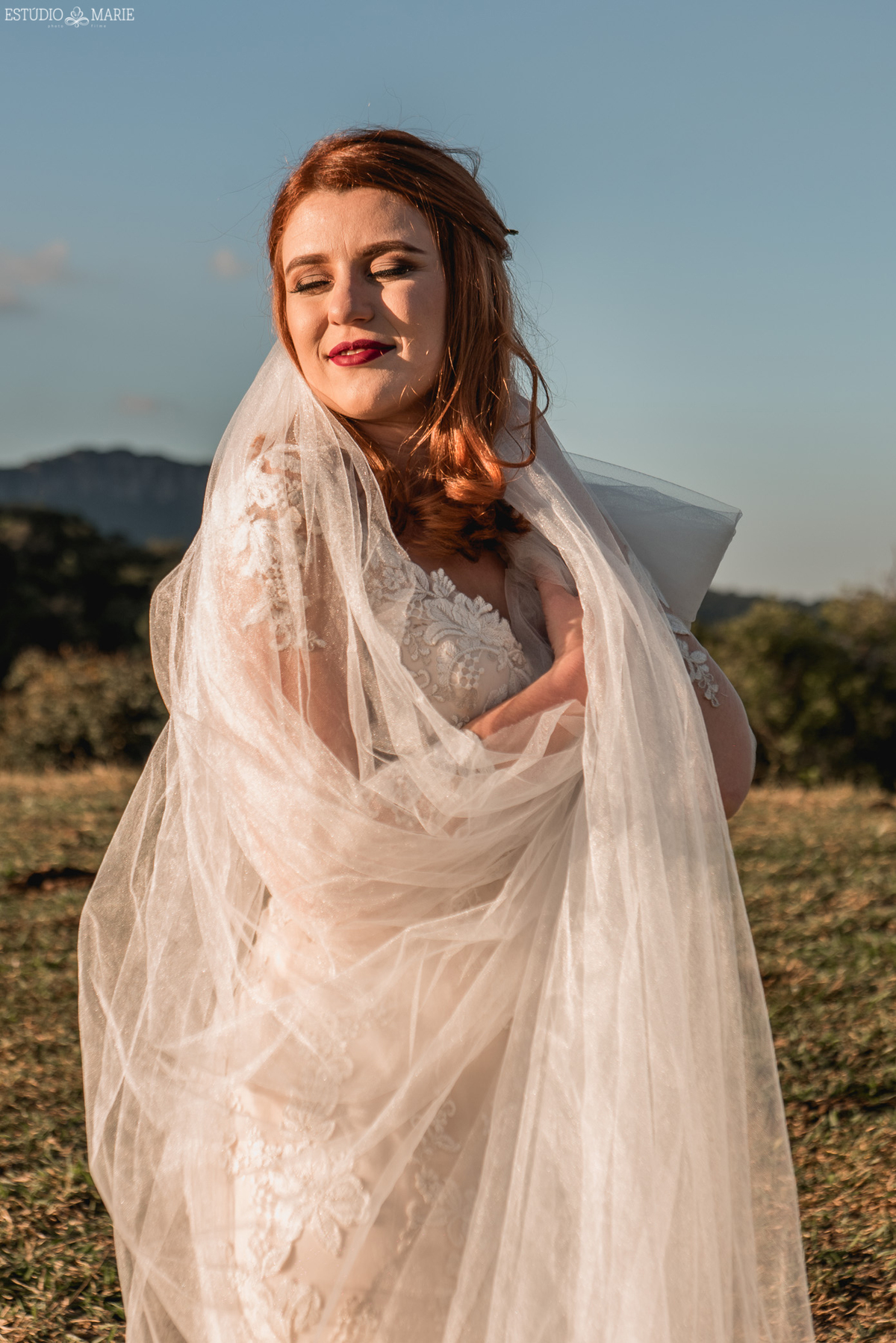 ensaio externo de casal, ensaio fotográfico, trash the dress, pós casamento, estúdio marie foto e filmes, fotografia de casamento, filme de casamento, e-session, são joão del rei, fotografando em MG, casando em MG,  bichinho, serra são josé