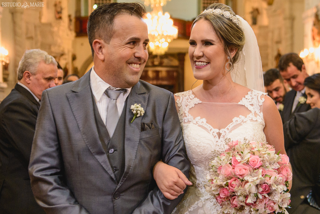 casamento, making noiva, estudio marie foto e filmes, VInha Maquiagem Show, sao joao del rei mg, destination wedding, igreja do carmo,  wedding dress, inspiration photographers, casamento do ano, wedding day pousada estação do trem