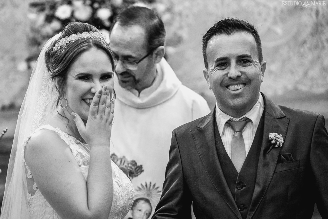 casamento, making noiva, estudio marie foto e filmes, VInha Maquiagem Show, sao joao del rei mg, destination wedding, igreja do carmo,  wedding dress, inspiration photographers, casamento do ano, wedding day pousada estação do trem