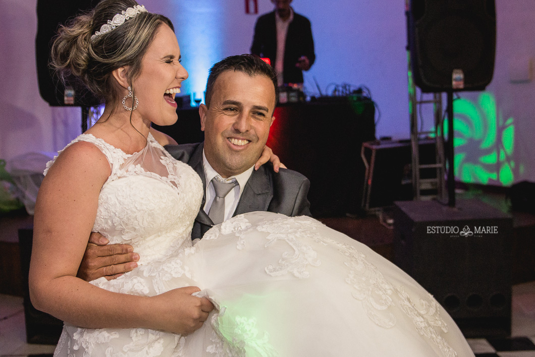 casamento, making noiva, estudio marie foto e filmes, VInha Maquiagem Show, sao joao del rei mg, destination wedding, igreja do carmo,  wedding dress, inspiration photographers, casamento do ano, wedding day pousada estação do trem