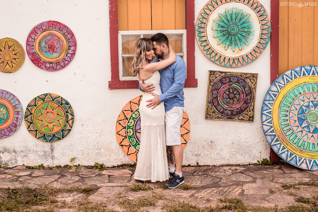 ensaio namoro, pre wedding, ensaio de casal, fotografia externa, ensaio externo, centro historico tiradentes mg, ensaio com moto, fotografia de casamento casando em mg, casamento resende costa, save the date estudio marie foto e filmes, serra sao jose