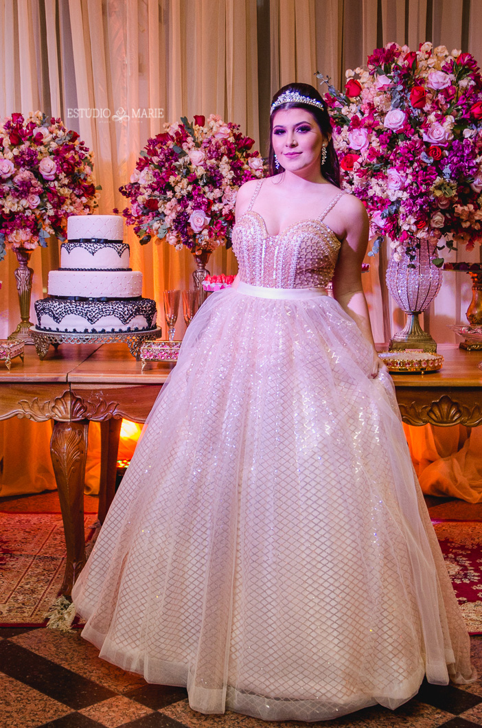 15 anos, festa debutante, decoração requinte, ensaio teen. fotografia de festa. sao joao del rei mg. estudio marie foto e filmes, fotografia de 15 anos, festa de 15 anos, baile debutante, athletic club