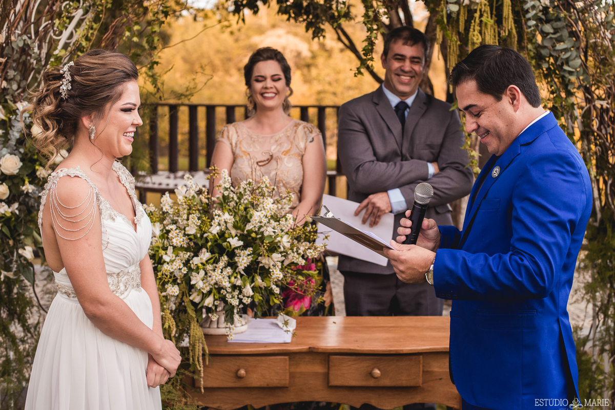 casamento, making noiva, estudio marie foto e filmes, b capelli, sao joao del rei mg, destination wedding, wedding dress, inspiration photographers, casamento do ano, wedding day, espaço festas pombal, casar ao ar livre , casamento entardecer, dj nilo