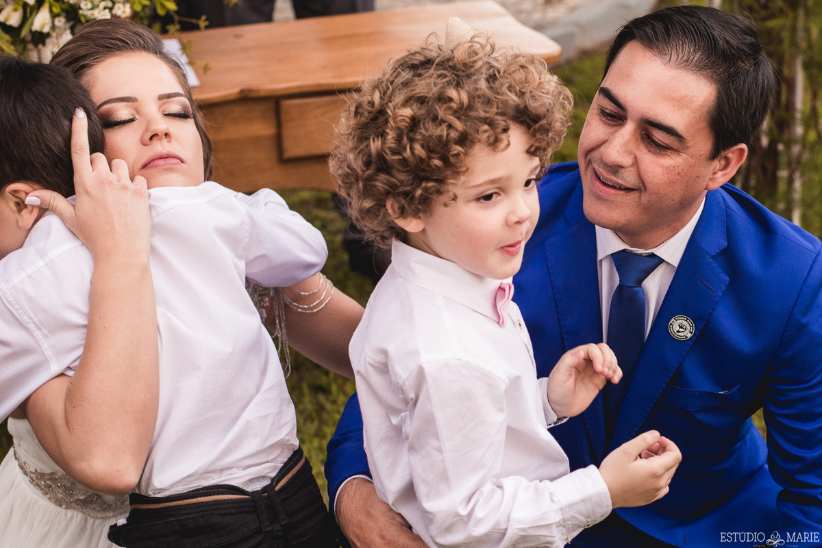 casamento, making noiva, estudio marie foto e filmes, b capelli, sao joao del rei mg, destination wedding, wedding dress, inspiration photographers, casamento do ano, wedding day, espaço festas pombal, casar ao ar livre , casamento entardecer, dj nilo