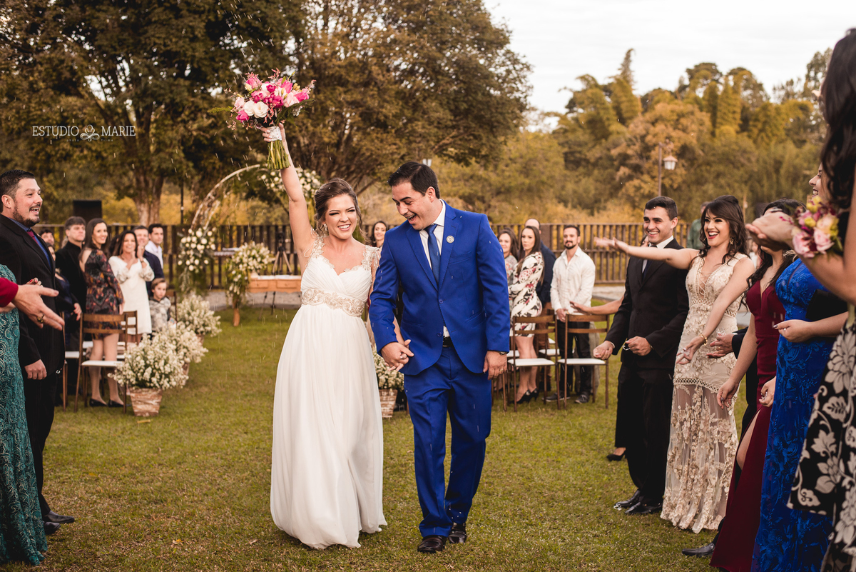 casamento, making noiva, estudio marie foto e filmes, b capelli, sao joao del rei mg, destination wedding, wedding dress, inspiration photographers, casamento do ano, wedding day, espaço festas pombal, casar ao ar livre , casamento entardecer, dj nilo