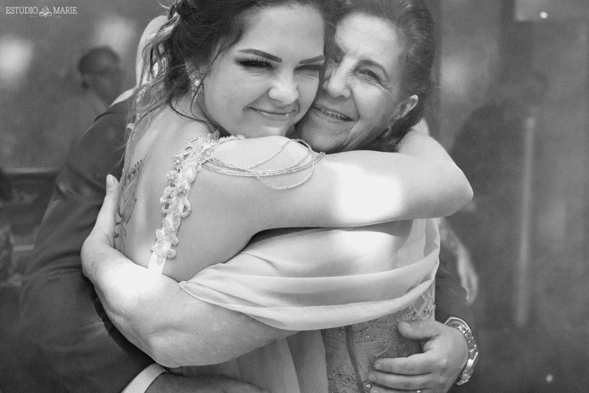 casamento, making noiva, estudio marie foto e filmes, b capelli, sao joao del rei mg, destination wedding, wedding dress, inspiration photographers, casamento do ano, wedding day, espaço festas pombal, casar ao ar livre , casamento entardecer, dj nilo