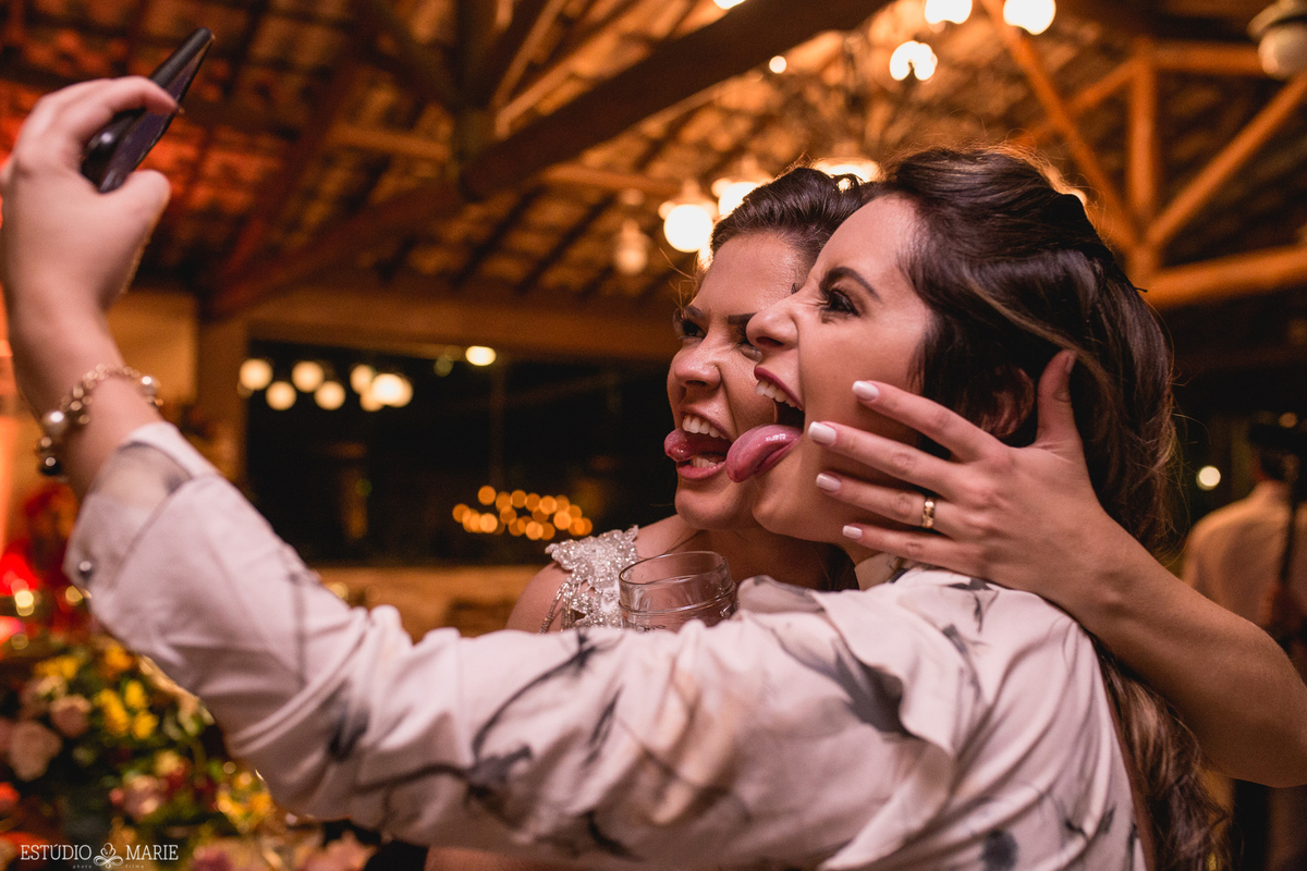 casamento, making noiva, estudio marie foto e filmes, b capelli, sao joao del rei mg, destination wedding, wedding dress, inspiration photographers, casamento do ano, wedding day, espaço festas pombal, casar ao ar livre , casamento entardecer, dj nilo