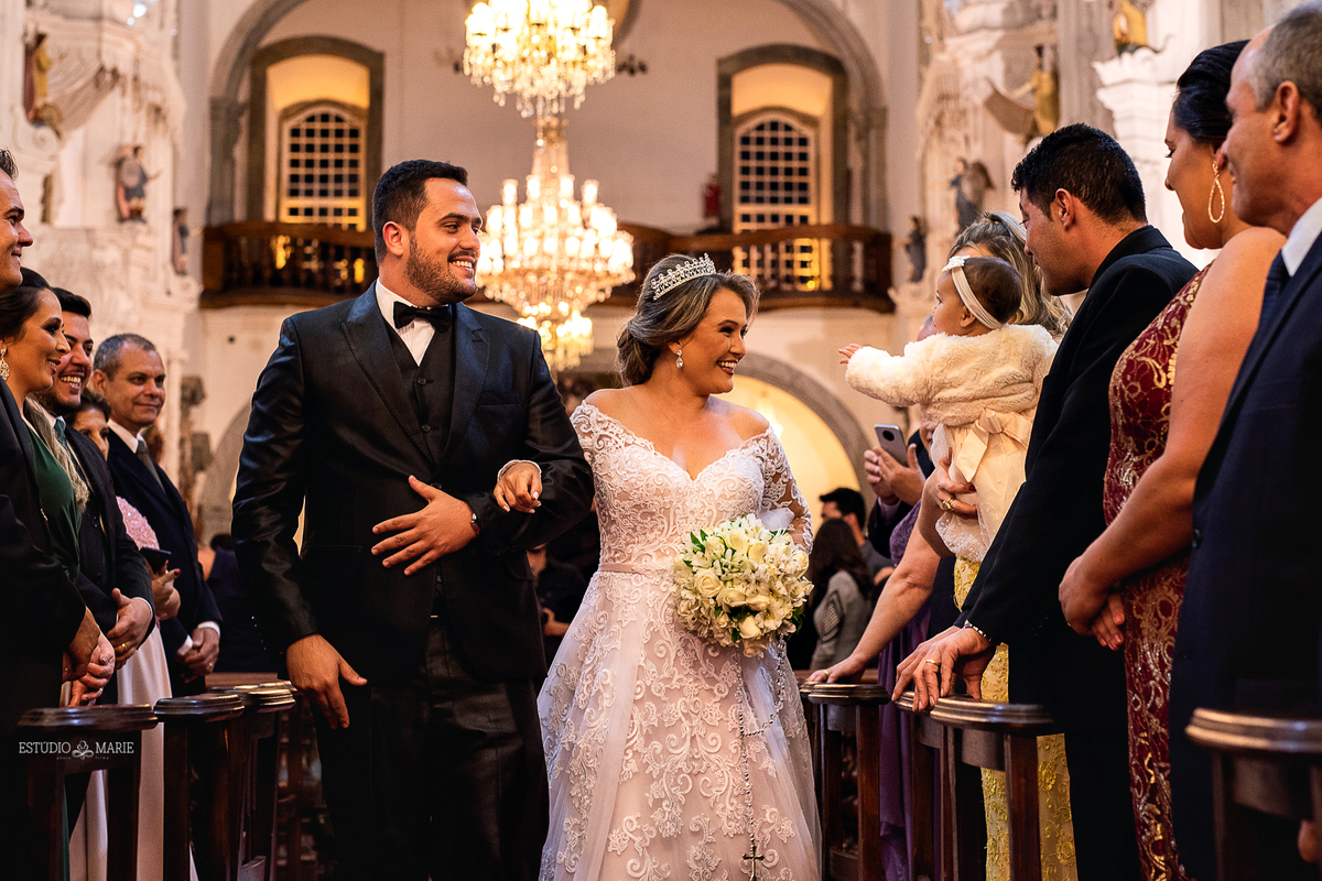casamento, estudio marie foto e filmes, destination wedding,  wedding dress, inspiration photographers, casamento do ano, wedding day, make edu nepomuceno,  igreja do carmo, casamento em mg, cidades historicas, wedding drees, wedding ideas, noiva perfeita