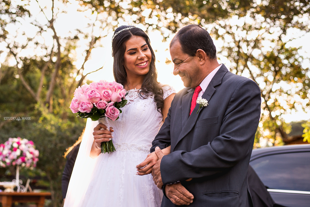 casamento, making noiva, estudio marie foto e filmes, sao joao del rei mg, destination wedding, cachoeira cala boca, casamento ao ar livre, casamento evangelico, inspiration photographers, Carol Make Bela, wedding day, vestido princesa, photography