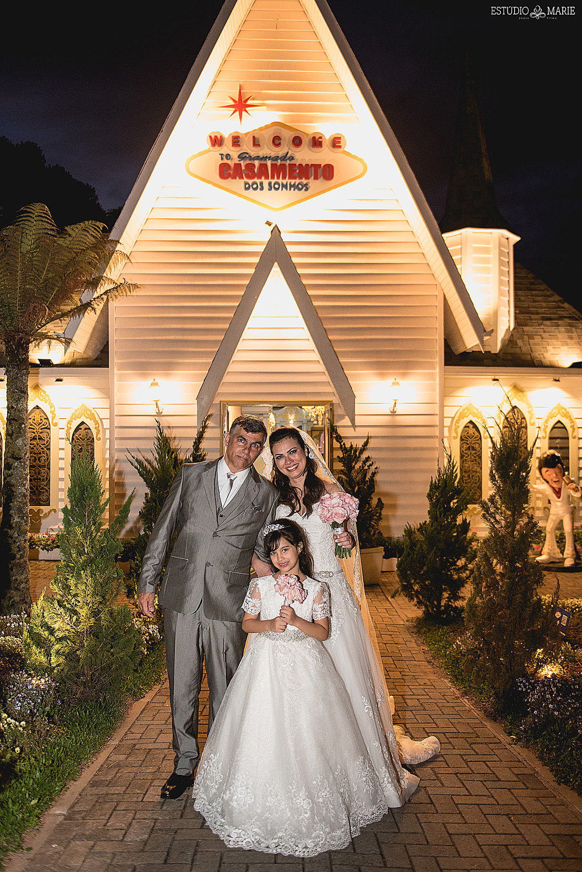 fotografia de casamento, casamento em Gramado, natal luz, casando em gramado, casamento dos sonhos, fonte amor eterno, lago negro, renovação votos, hotel alpestre, bodas de cristal,  vou casar em Gramado