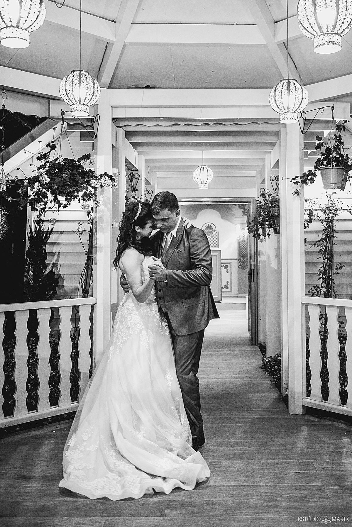 fotografia de casamento, casamento em Gramado, natal luz, casando em gramado, casamento dos sonhos, fonte amor eterno, lago negro, renovação votos, hotel alpestre, bodas de cristal,  vou casar em Gramado