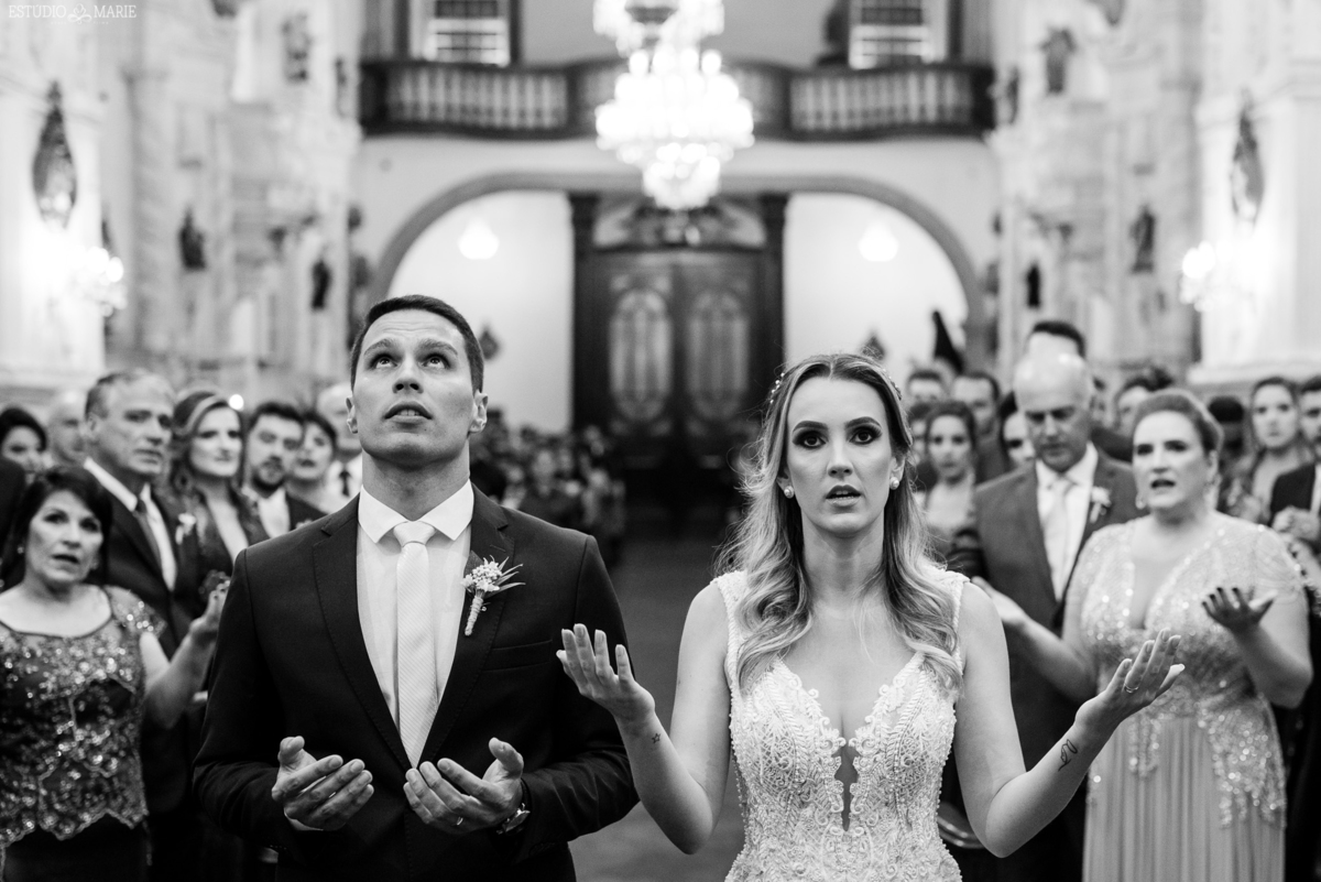 make edu nepomuceno, joao calazans estilista, guybuffet, casamento igreja do carmo, destination wedding, dj celio negrao, wedding ideas, casamento a noite, vestido sob medida, festa de casamento, casando em mg, estudio marie foto e filmes, wedding dream