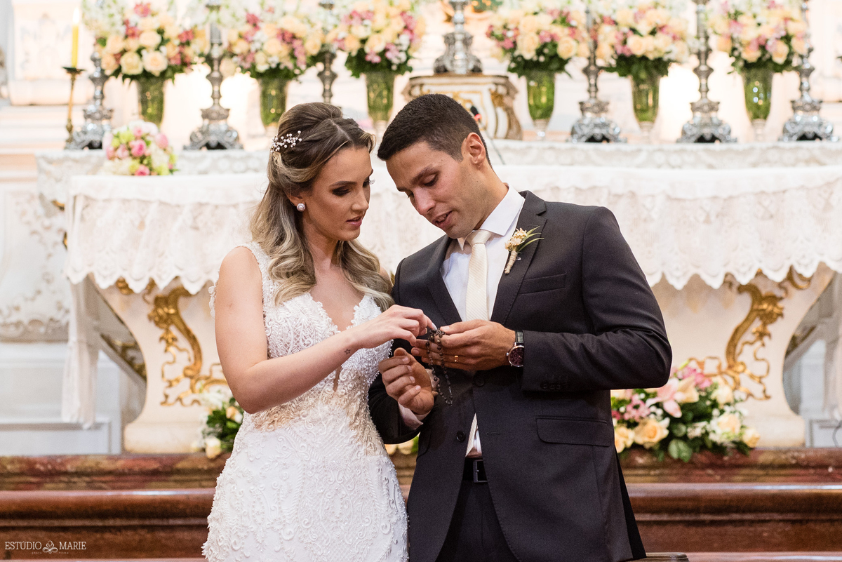 make edu nepomuceno, joao calazans estilista, guybuffet, casamento igreja do carmo, destination wedding, dj celio negrao, wedding ideas, casamento a noite, vestido sob medida, festa de casamento, casando em mg, estudio marie foto e filmes, wedding dream