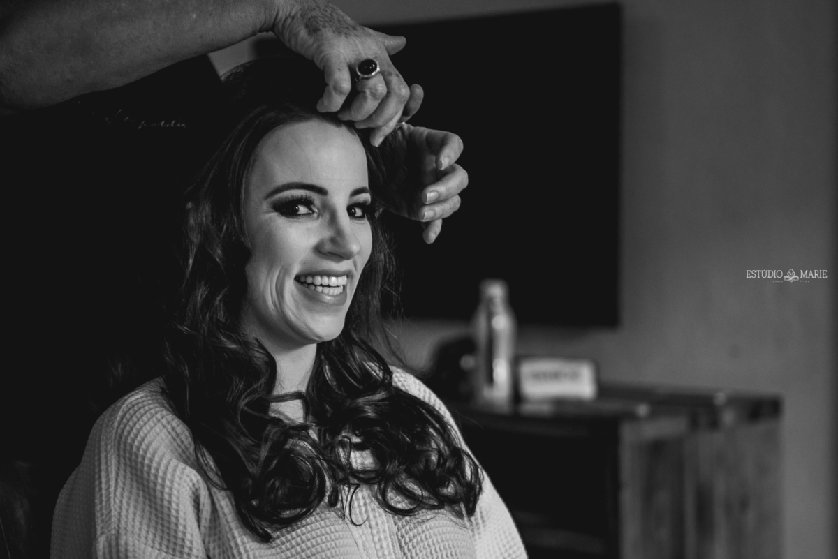 destination wedding,  wedding dress, inspiration photographers, casamento do ano, wedding day, vestido rosa clará, pousada brisa da serra, buffet cecilia resgalla, patricia noivas e festas, rewuinte festas, pug, cachorro em casamento